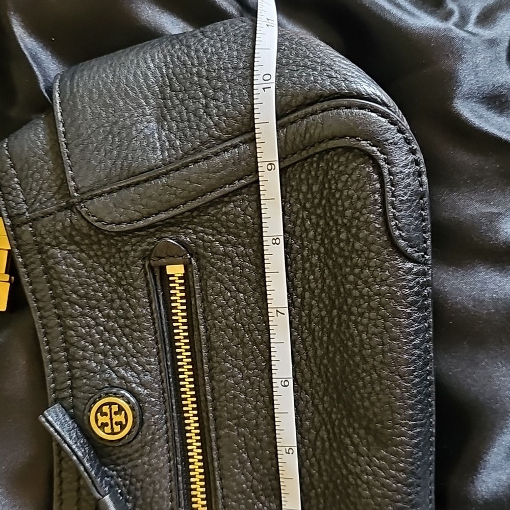 Tory Burch Black Leather Crossbody Bag EUC w/ Dust Bag! - Picture 10 of 14